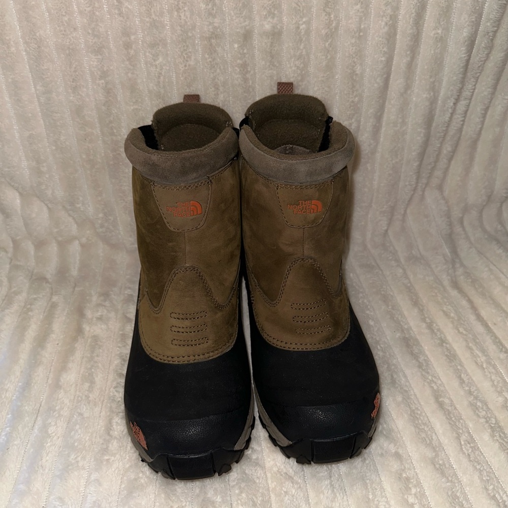 The North Face pull on waterproof boots.